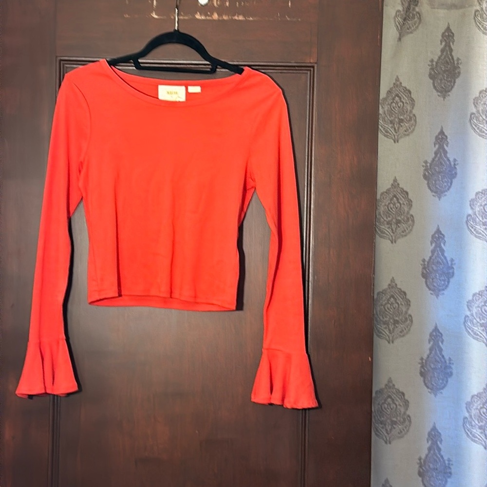 Anthropologie Maeve flouncy bell long sleeve top